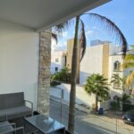 Balcon con vista al exterior